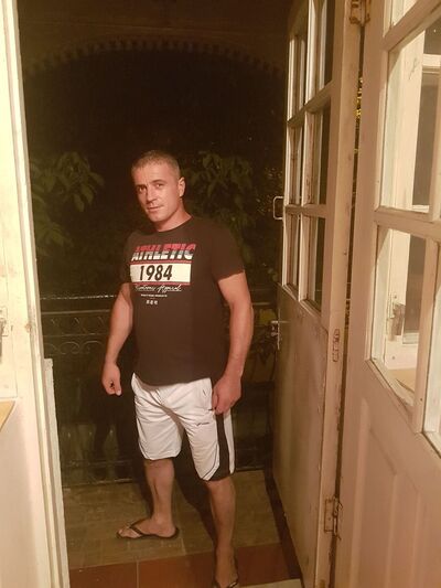  ,   Denis, 38 ,   ,   