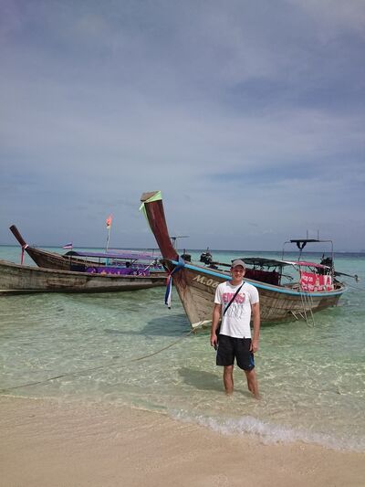  ,   Anton, 38 ,   ,   , c 