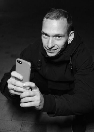  ,   Maro, 36 ,   , 