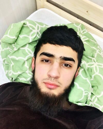  ,   Shahrom, 24 ,   ,   