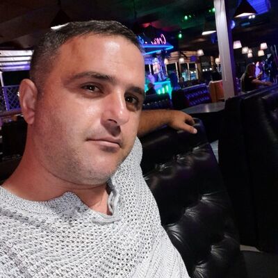  ,   Tigran, 37 ,   ,   