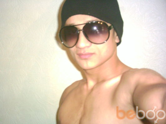  ,   Bek, 33 ,   , 