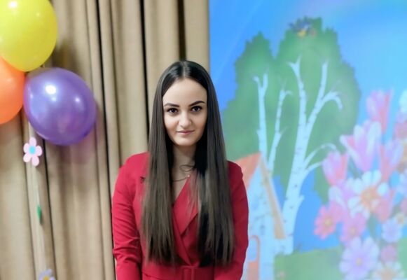  --,   Darya, 29 ,   