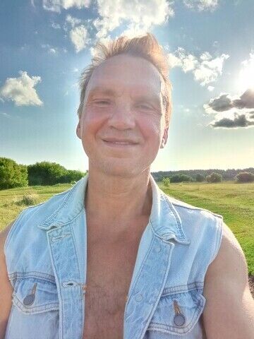  54556934  Alexandr, 48 ,    