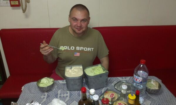  ,   Oleg, 40 ,   
