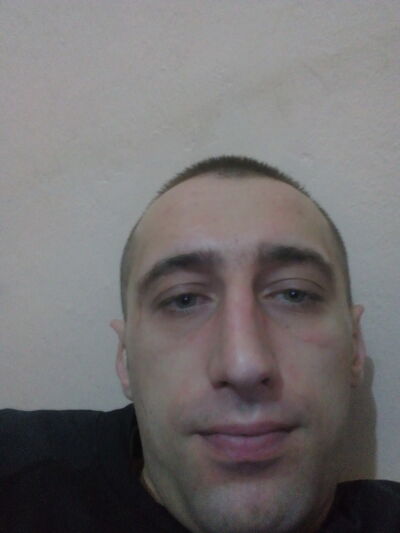  ,   Andres, 33 ,   