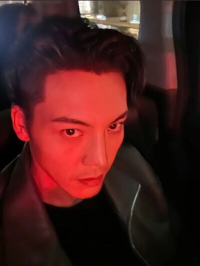  ,   Zhou, 30 ,   ,   