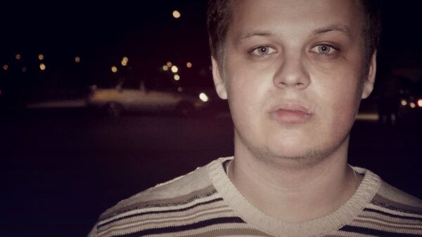  ,   Anton, 32 ,   