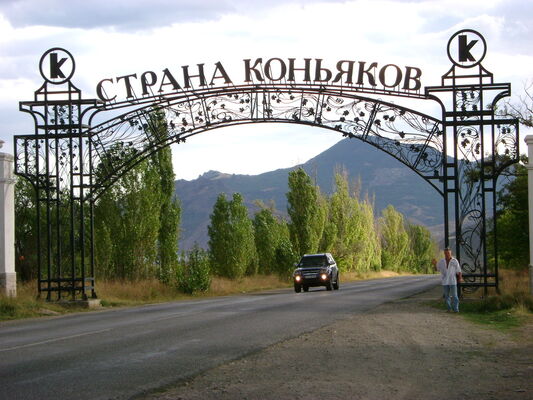  ,   Oleg, 61 ,   ,   , c 