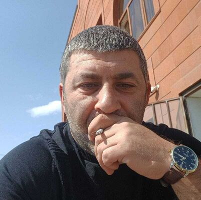  ,   Sargis, 43 ,   ,   