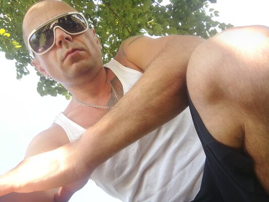  -,   Nik, 41 ,   ,   , c , 