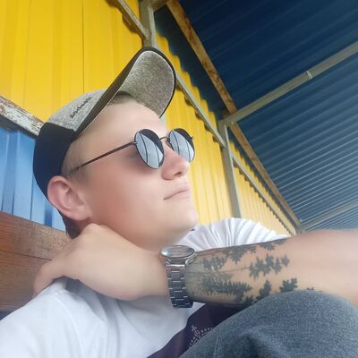   ,   Vlad, 22 ,   ,   
