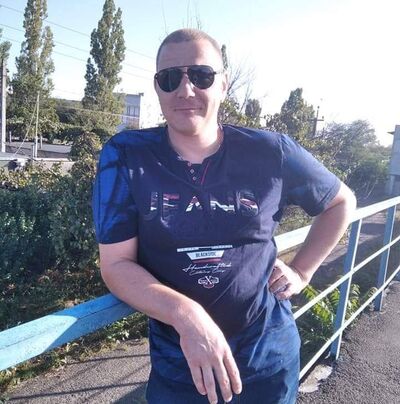  -,   Vlad, 38 ,   ,   