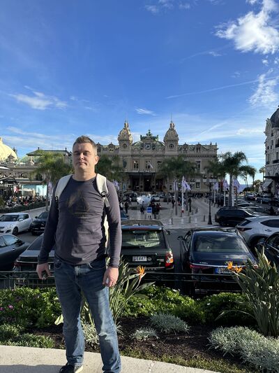  ,   Ilya, 39 ,   ,   