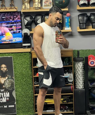  ,   Amir, 34 ,   ,   