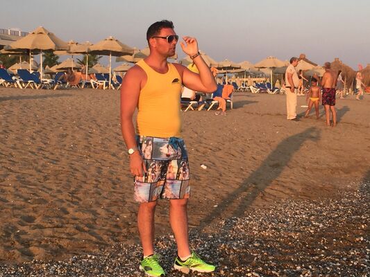 ,   Dorian, 41 ,   ,   , c 