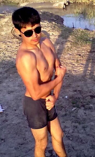  ,   Abror, 33 ,   