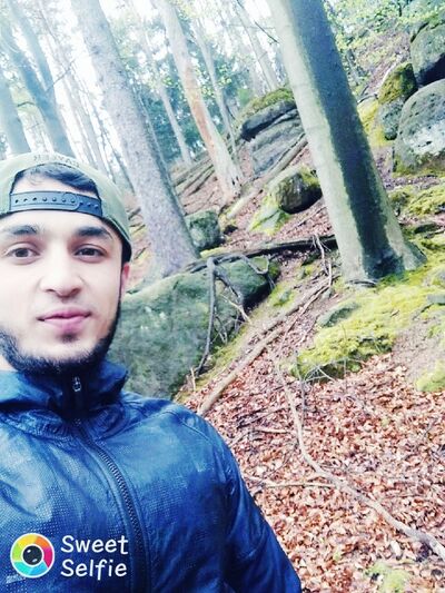  ,   Bilal, 27 ,   ,   , c , 