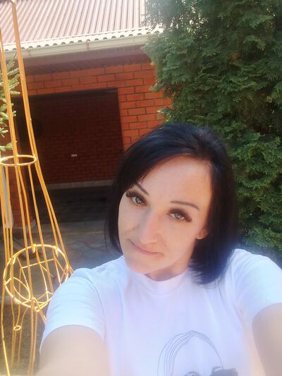  ,   Marta, 38 ,   c 