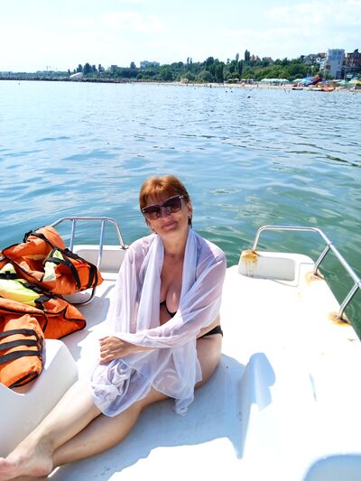  ,   Svetlana, 60 ,  