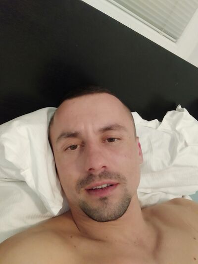  ,   Mihal, 36 ,   ,   