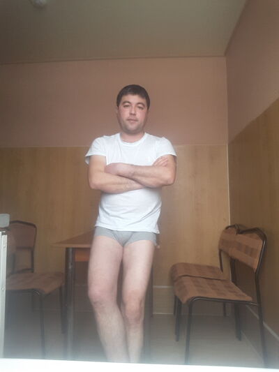  ,   Ruslan, 40 ,   ,   , c 
