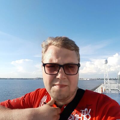  ,   Igor, 32 ,   ,   
