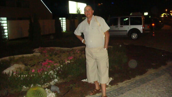  ,   Vlad, 60 ,   ,   , c 