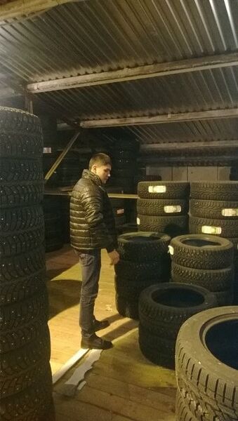  ,   Artur, 31 ,   ,   , c , 