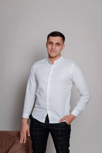  ,   Ruslan, 25 ,   ,   