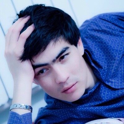  ,   Azat, 32 ,   