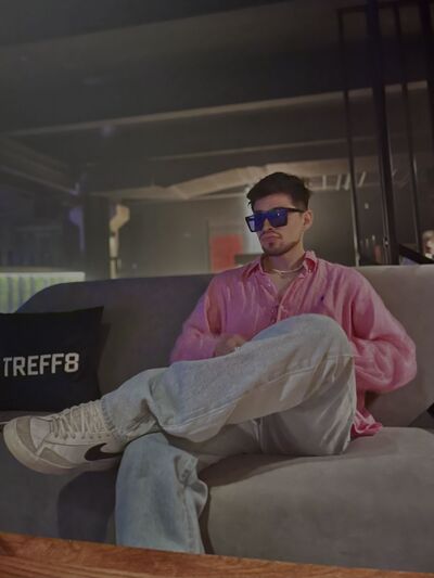  Soho,   Rodrigo, 24 ,   ,   