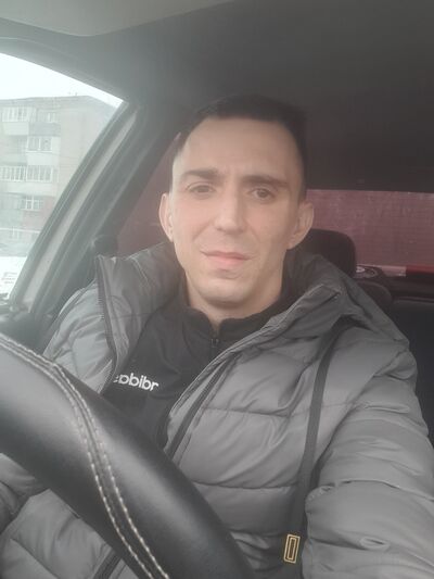  ,   Oleg, 32 ,   ,   