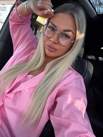  ,   Victoria, 30 ,   ,   