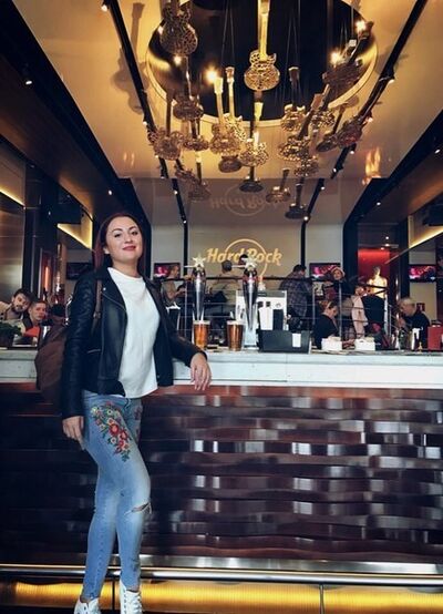  ,   Darina, 32 ,   ,   , c 