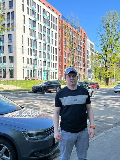 ,   Ismatullo, 23 ,   ,   