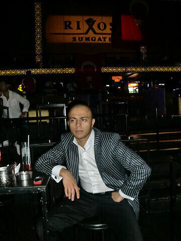  ,   Dubai Pasha, 38 ,   ,   , c 