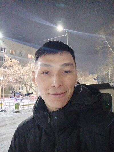  ,   Rustem, 35 ,   ,   