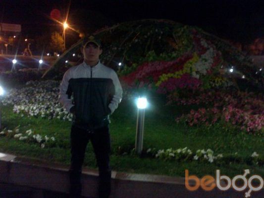  ,   Zhan, 33 ,   