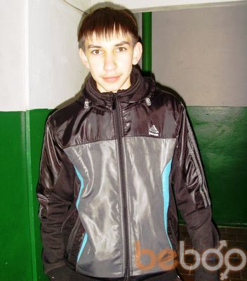  ,   Vlad, 32 ,   