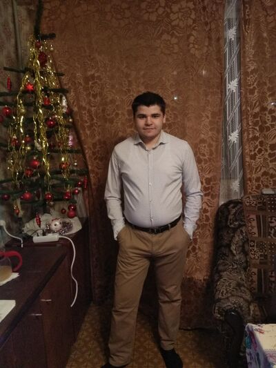  ,   Lion, 29 ,   ,   , c 