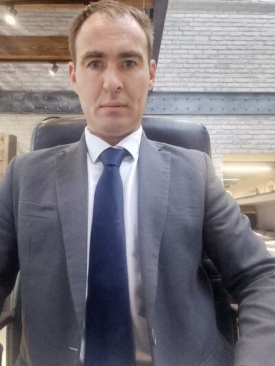  ,   ALEKSANDR, 38 ,   c 