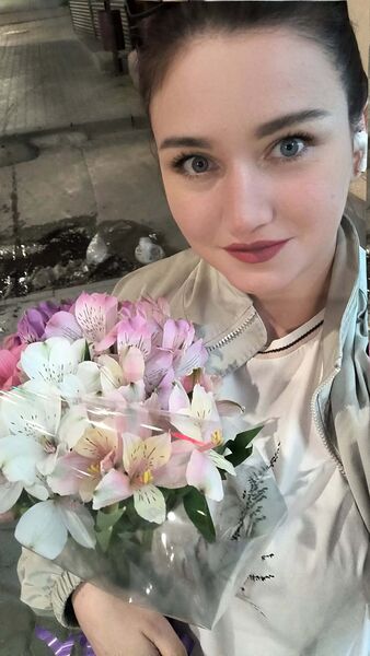  --,   Sofia, 33 ,   ,   