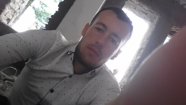  ,   Jahongir, 35 ,   ,   , c 