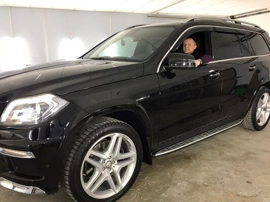  ,   Oleg, 53 ,     , c 
