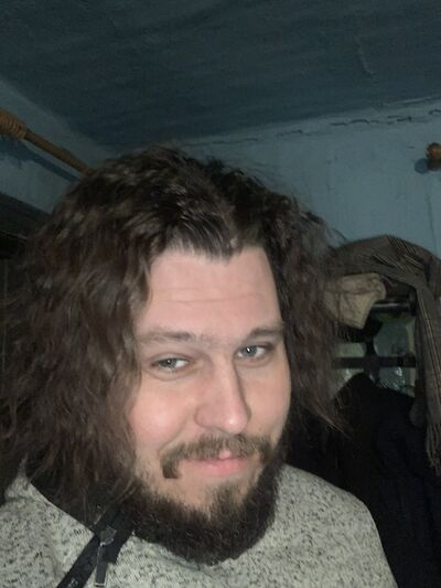  ,   Vladimir, 33 ,   ,   