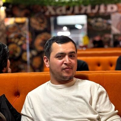  ,   Akmalxon, 32 ,   ,   