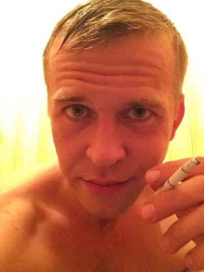  ,   Pavel, 36 ,   