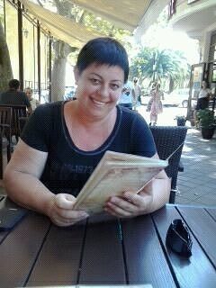  8754434  Elena, 56 ,    