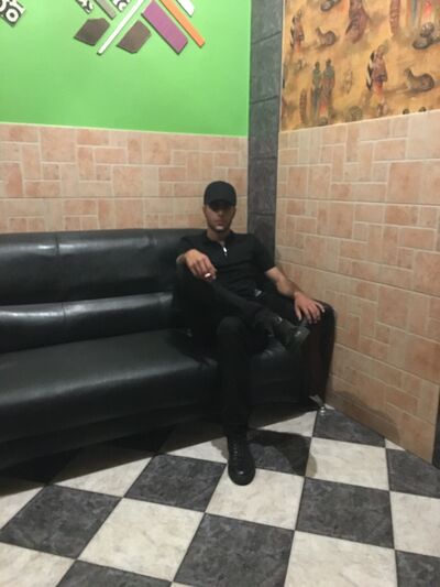  ,   Saro, 21 ,   ,   